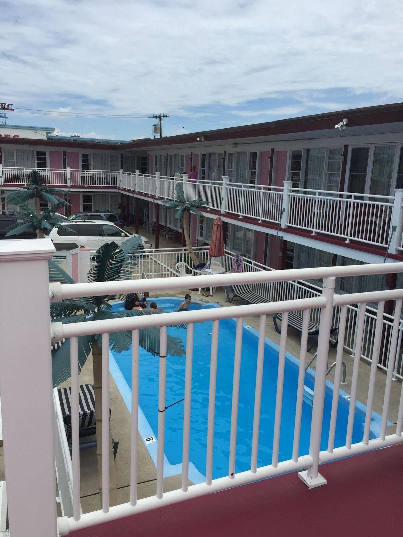 Skylark Resort Motel Wildwood Luaran gambar